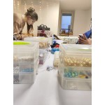 Работа клуба рукоделия.